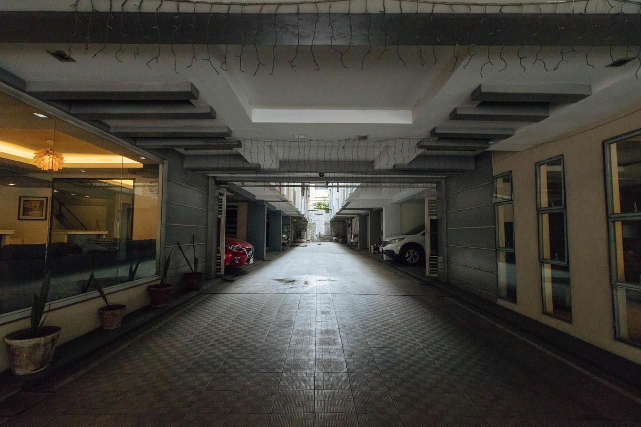 Reddoorz Near Quezon City Circle Exterior foto